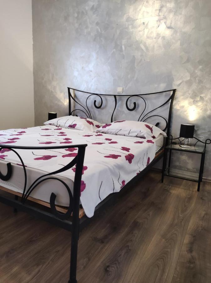 Cozy Apartment In Split In Nice Quiet Neighborhood Ngoại thất bức ảnh